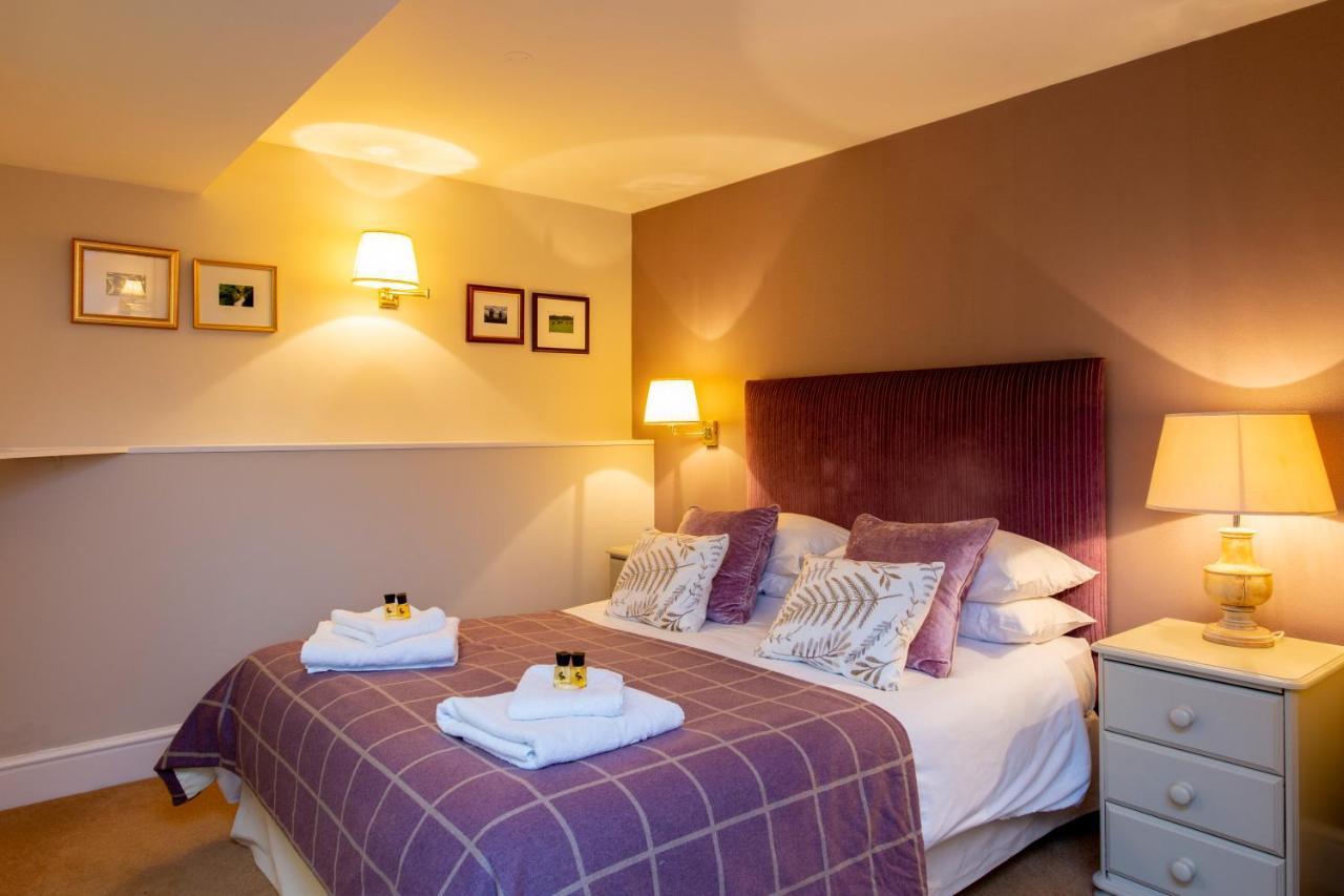 The White Hart Inn Ньюбері Номер фото